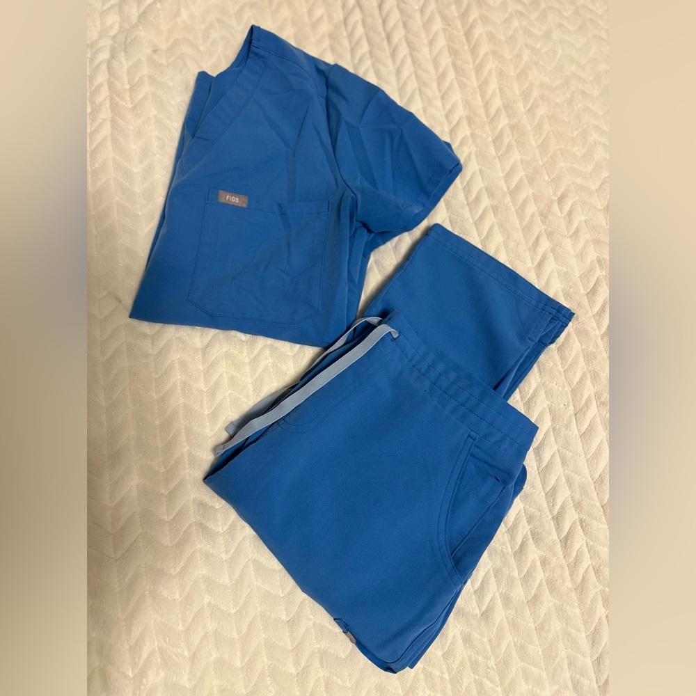 Figs scrubs set size small